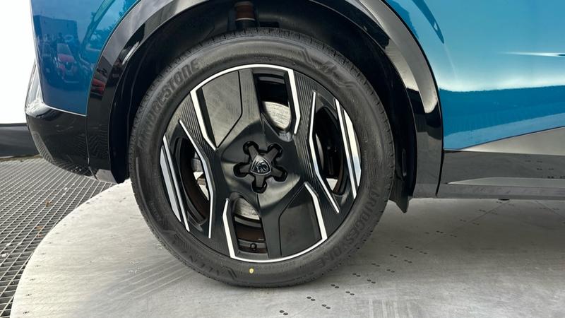 Used Peugeot E-3008 2024 for sale - 76117521: Photo 19