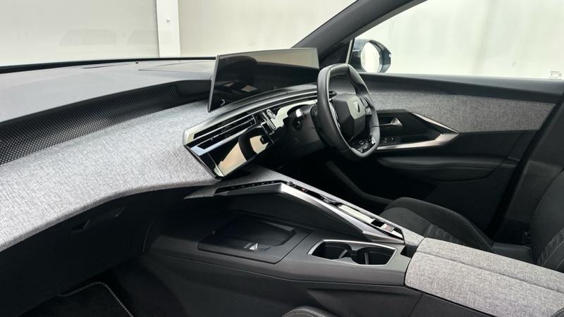 Used Peugeot E-3008 2024 for sale - 76117521: Photo 24