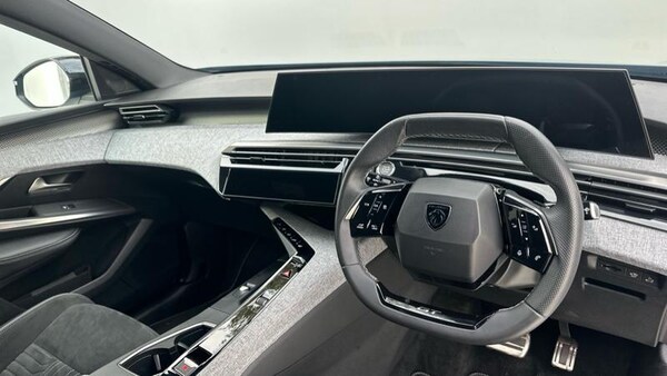 Used Peugeot E-3008 2024 for sale - 76117521: Photo 2
