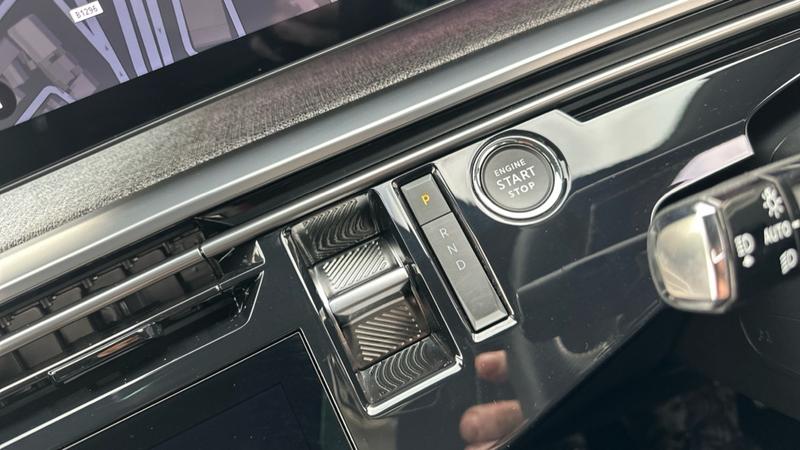 Used Peugeot E-3008 2024 for sale - 76117521: Photo 47