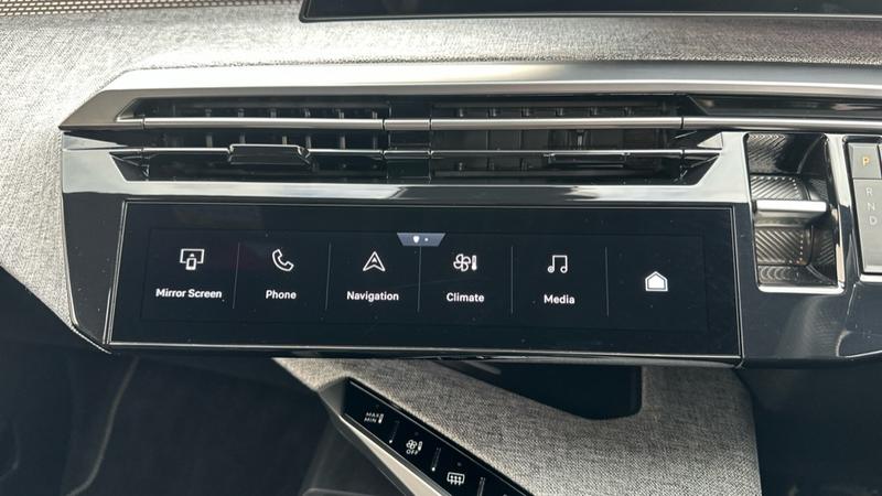 Used Peugeot E-3008 2024 for sale - 76117521: Photo 48