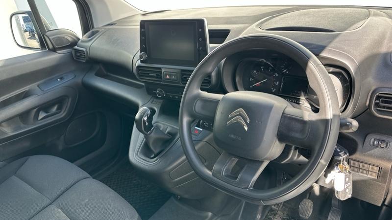 Used Citroen Berlingo 2020 for sale - 77918762: Photo 2
