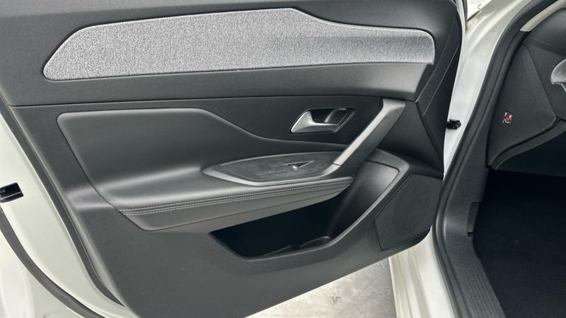 Used Peugeot 308 for sale - 78105887: Photo 33