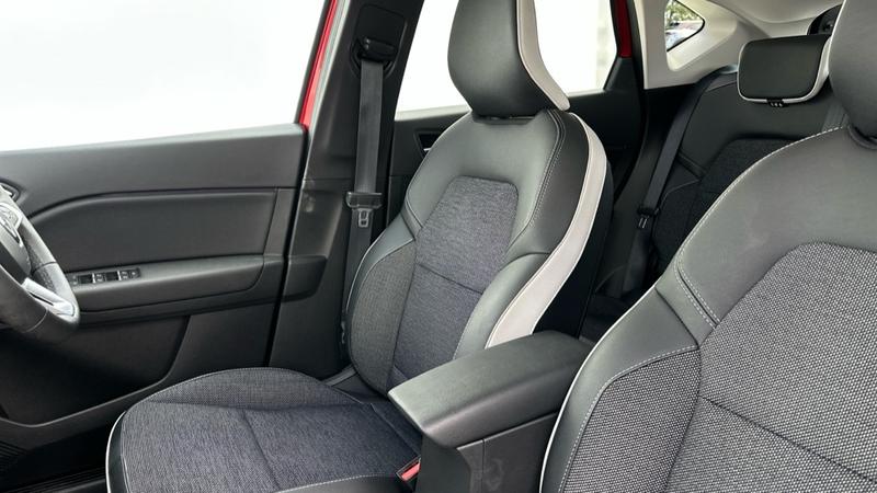 Used Renault Captur 2023 for sale - 76017155: Photo 22