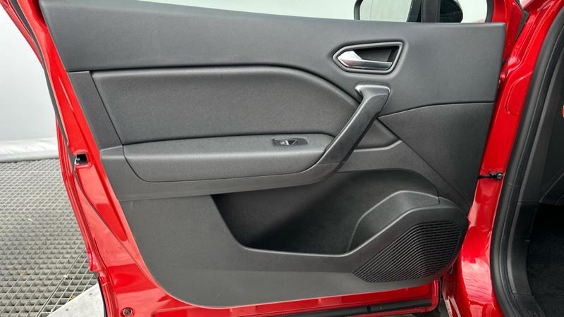 Used Renault Captur 2023 for sale - 76017155: Photo 25