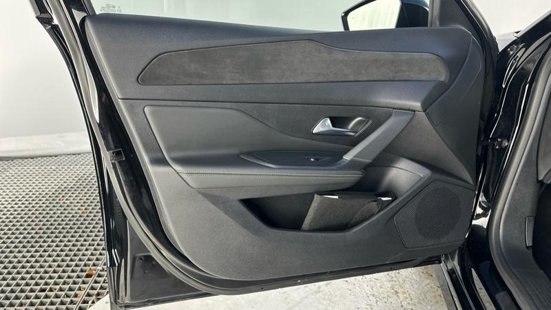 Used Peugeot 308 2023 for sale - 76835554: Photo 28