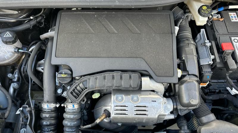 Used Peugeot 2008 2023 for sale - 77176213: Photo 16