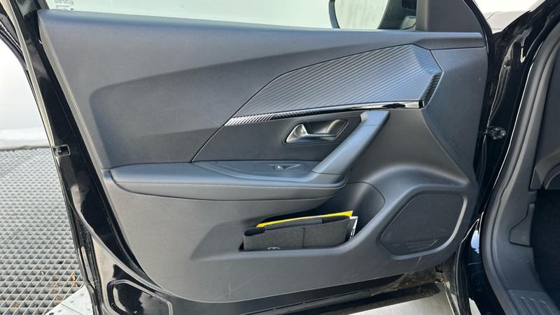 Used Peugeot 2008 2023 for sale - 77176213: Photo 29