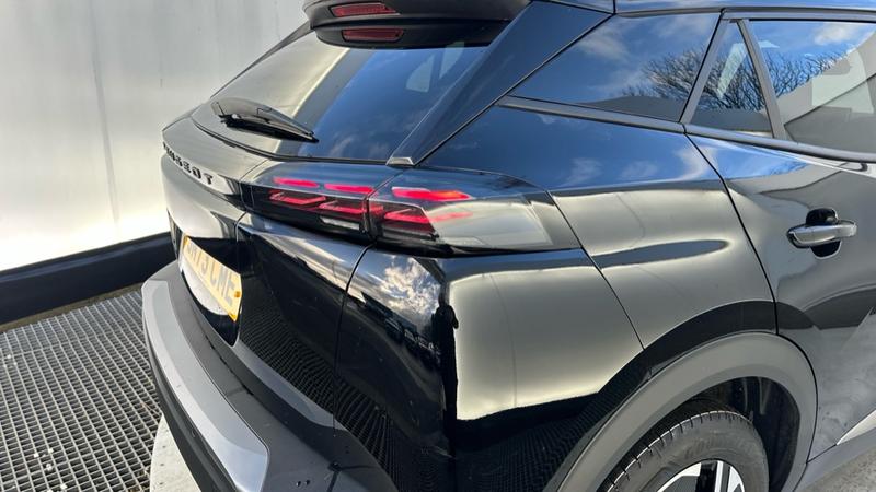 Used Peugeot 2008 2023 for sale - 77176213: Photo 31