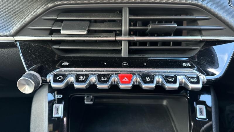 Used Peugeot 2008 2023 for sale - 77176213: Photo 53