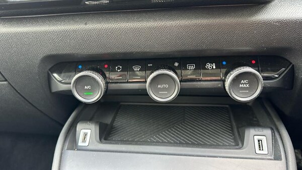 Used Citroen C4 2021 for sale - 75644086: Photo 56