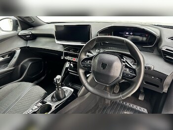 Used Peugeot 2008 undefined for sale - 78366463: Photo