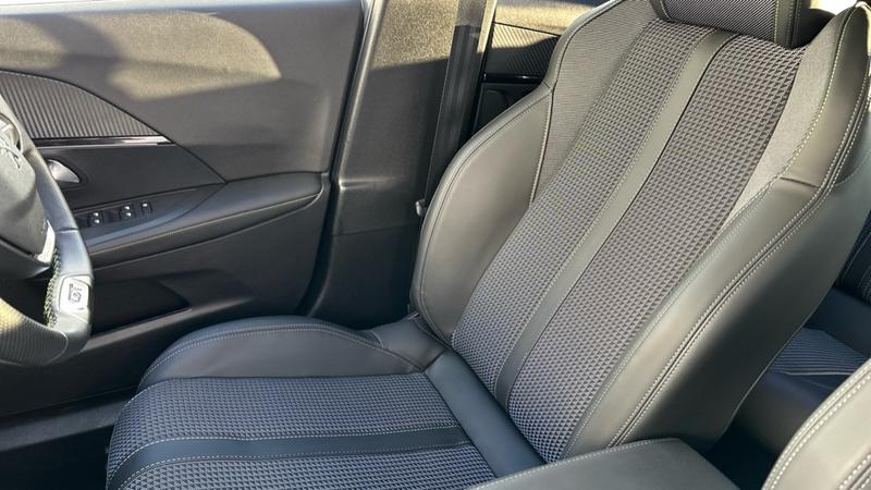 Used Peugeot 2008 2023 for sale - 76772724: Photo 25