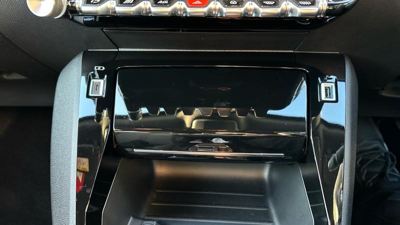 Used Peugeot 2008 2023 for sale - 76772724: Photo 61