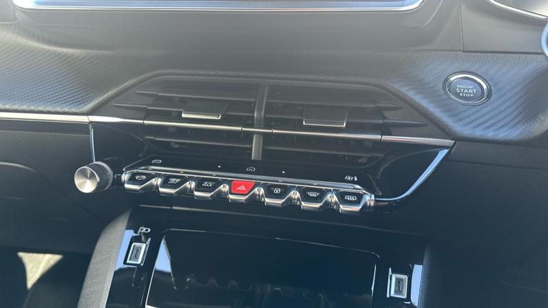 Used Peugeot 2008 2024 for sale - 78060475: Photo 25