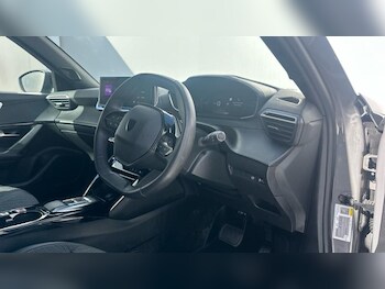 Used Peugeot 2008 2024 for sale - 78060475: Photo