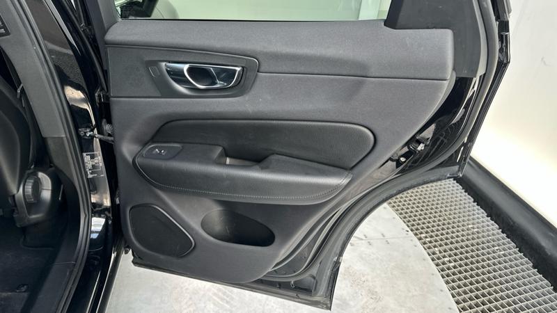 Used Volvo XC60 for sale - 77941440: Photo 29