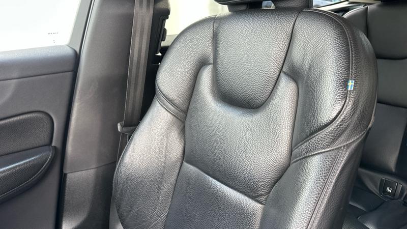 Used Volvo XC60 for sale - 77941440: Photo 38