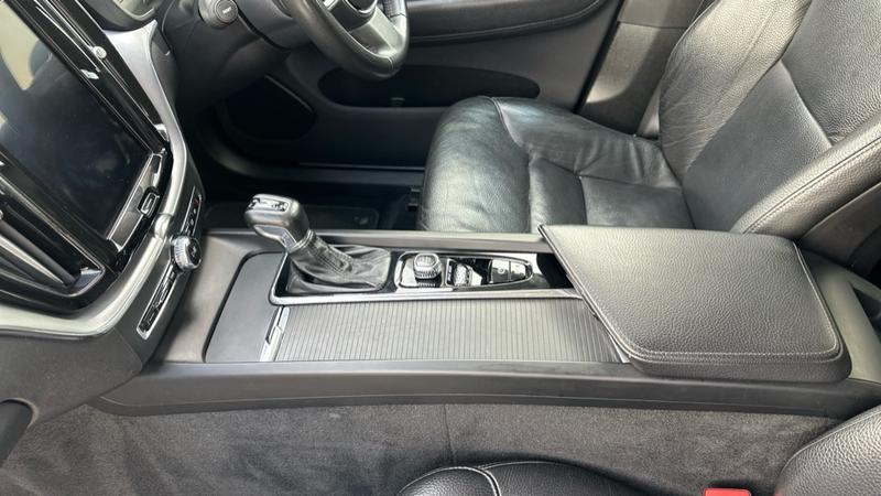 Used Volvo XC60 for sale - 77941440: Photo 42