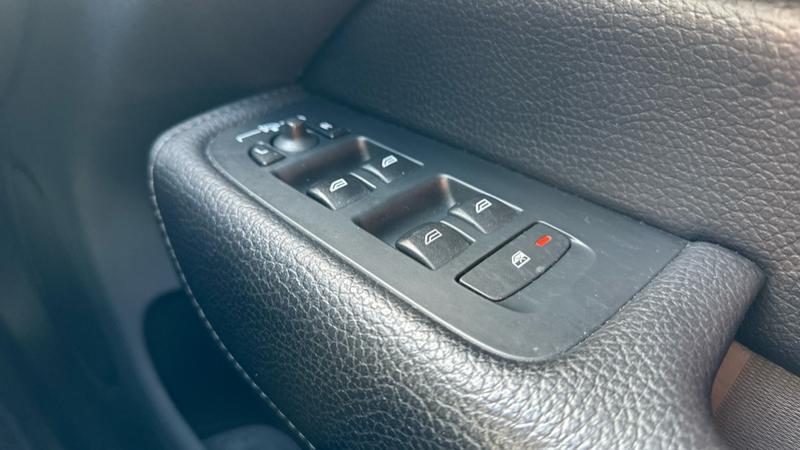 Used Volvo XC60 for sale - 77941440: Photo 70