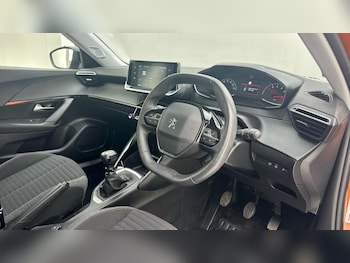 Used Peugeot 2008 undefined for sale - 78128746: Photo