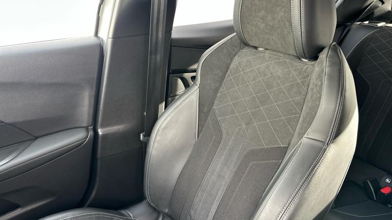 Used Peugeot 2008 2022 for sale - 77613654: Photo 33