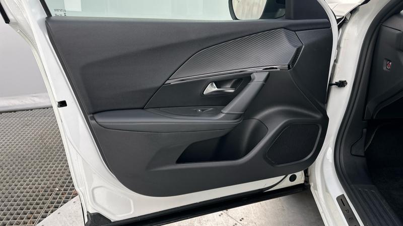 Used Peugeot 2008 2022 for sale - 77613654: Photo 38