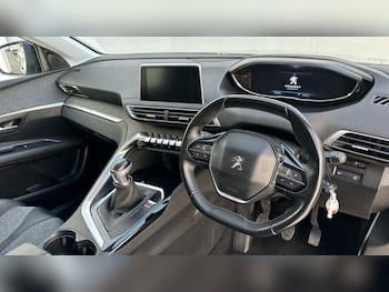 Used Peugeot 3008 2019 for sale - 77774655: Photo