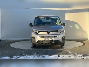 Used Citroen Berlingo 2025 for sale - 77106492: Photo