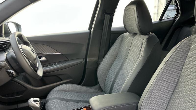 Used Peugeot 2008 2025 for sale - 76322368: Photo 23