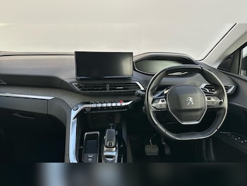 Used Peugeot 5008 2022 for sale - 77381642: Photo