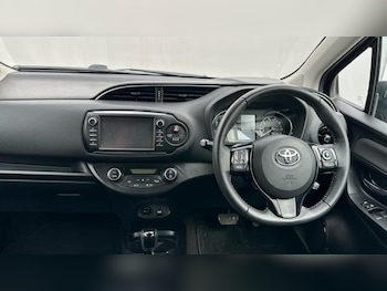 Used Toyota Yaris 2018 for sale - 78486703: Photo
