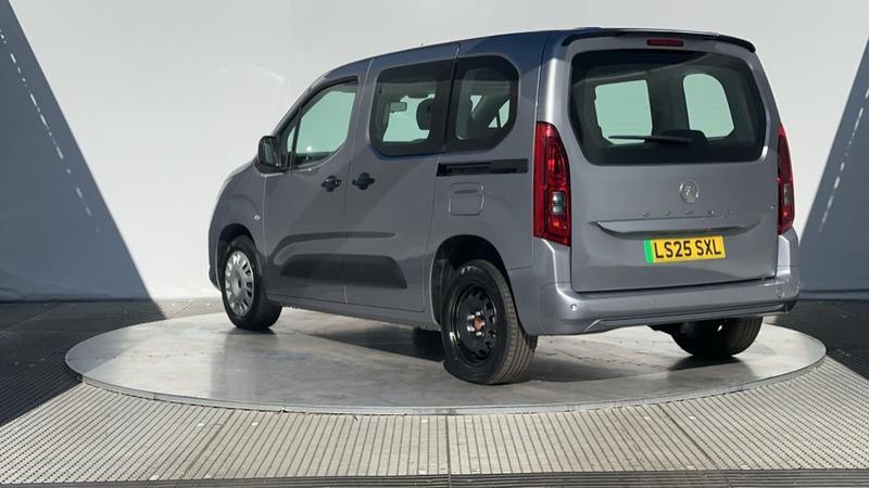 Used Vauxhall Combo Life Electric 2025 for sale - 76017209: Photo 8