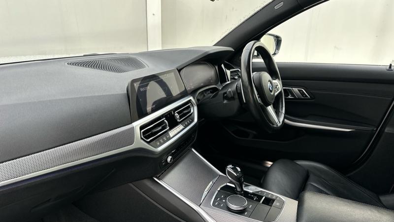 Used BMW 3 Series 2019 for sale - 77545921: Photo 32