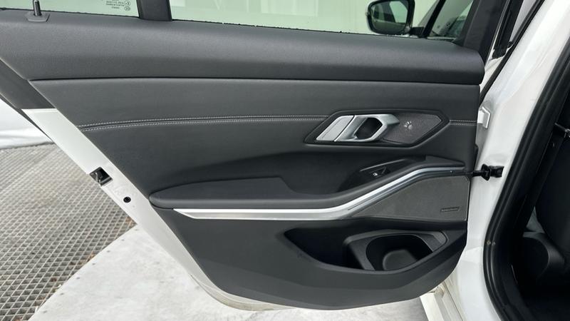 Used BMW 3 Series 2019 for sale - 77545921: Photo 42