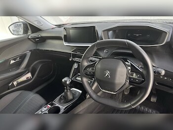 Used Peugeot 2008 2022 for sale - 77450325: Photo