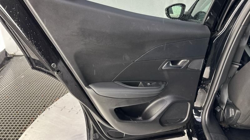 Used Peugeot 2008 2022 for sale - 77450325: Photo 31