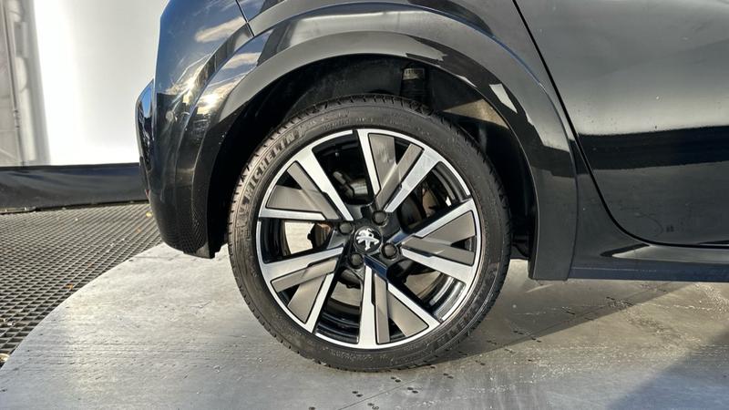 Used Peugeot 208 2022 for sale - 76685059: Photo 19