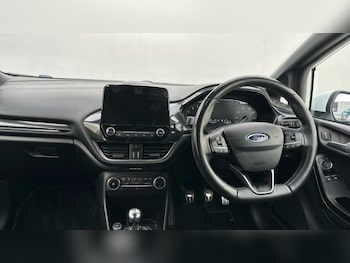 Used Ford Fiesta 2018 for sale - 79383928: Photo