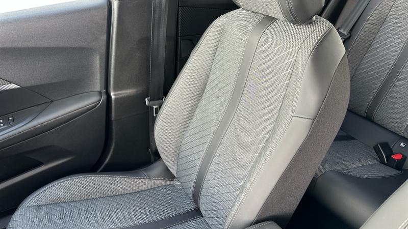 Used Peugeot 2008 2025 for sale - 78042734: Photo 37