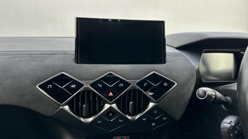 Used DS Automobiles DS 3 Crossback 2020 for sale - 77653781: Photo 13