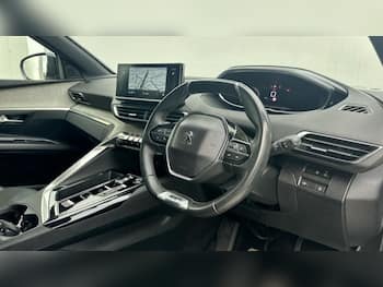 Used Peugeot 5008 2023 for sale - 79678940: Photo