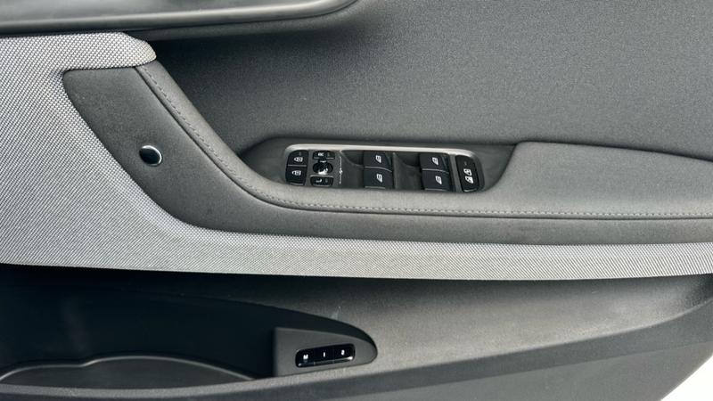 Used Polestar Polestar 2 2023 for sale - 78209902: Photo 54