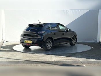 Used Peugeot E-208 2021 for sale - 79617357: Photo