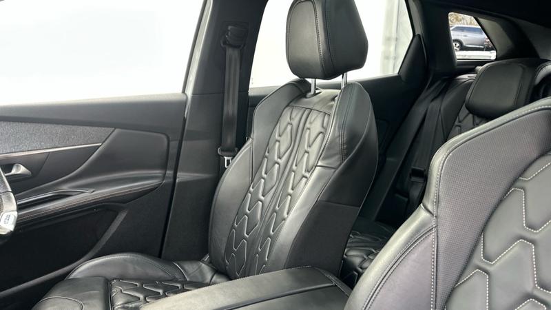 Used Peugeot 3008 2018 for sale - 76452923: Photo 24