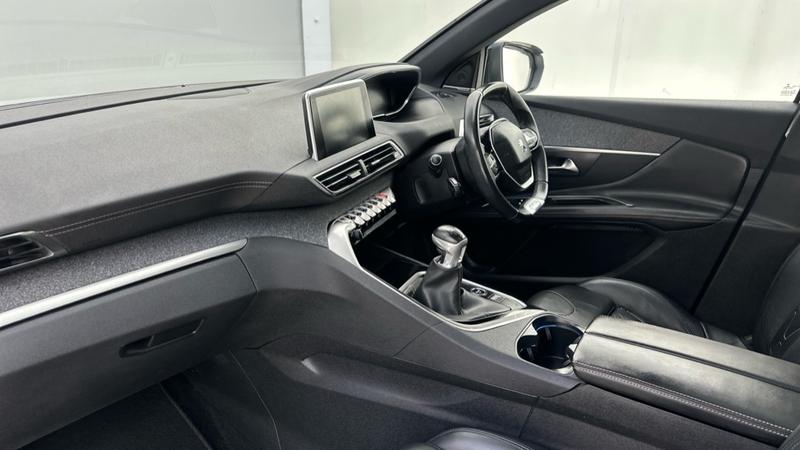 Used Peugeot 3008 2018 for sale - 76452923: Photo 27
