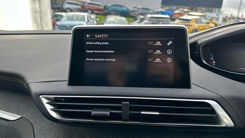 Used Peugeot 3008 2018 for sale - 76452923: Photo 62