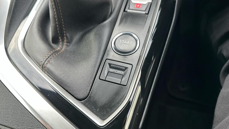 Used Peugeot 3008 2018 for sale - 76452923: Photo 66