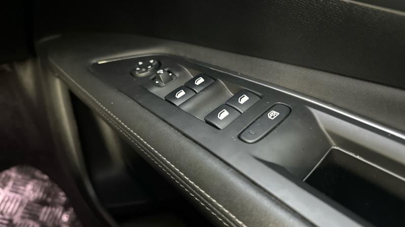 Used Peugeot 3008 2020 for sale - 77545901: Photo 62