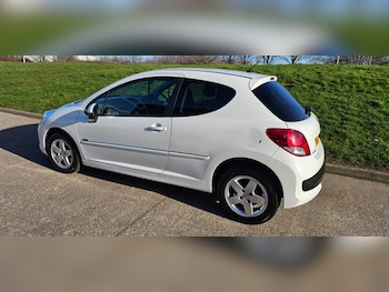 Used Peugeot 207 2012 for sale - 77269516: Photo